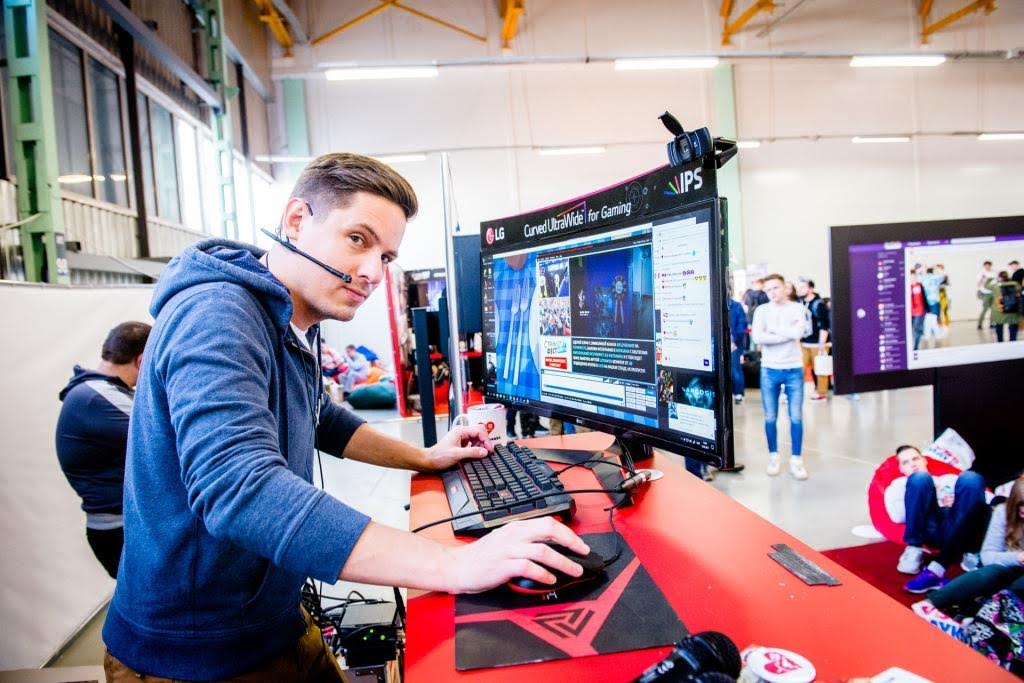 LG предоставила свои мониторы для стримов WELOVEGAMES на «Стримфесте» - Изображение 1 LG предоставила свои мониторы для стримов WELOVEGAMES на «Стримфесте» - Изображение 1